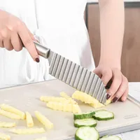Patatiera con chip slicer onda in acciaio inossidabile pasta vegetale serratura a pasta ondulata coltello da coltello da taglio di patate cucina elicotteria fritta francese