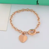 Chaînes d'amour de qualité bracelet fin bijoux bracelets coeur pour femmes collier de chaîne de charme or pulseiras bijoux célèbres