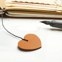 Heart-shaped Bookmark Genuine Leather H3.5cm Travel Notebook Book Mark Lovely Diary Pendant Decor Accessoriy