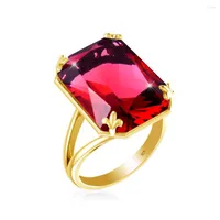 Cluster anneaux de haute qualité Ruby Ring 925 Sterling Silver pour femme plaque d'or Rectangle Banquet Party Gift Luxury Trend Jewelry