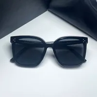 선글라스 브랜드 디자이너 여성 패션 대형 프레임 선글라스 클래식 남자 온화한 트렌디 한 안경 빈티지 태양 ​​안경 그녀의 221108