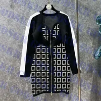 Diseñador de vestimenta con cremallera Jacquard Falda de punto para mujeres Vestidos sexys de manga larga tres colores