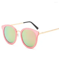 Sonnenbrille scheint Fly Damen Shading Sun Protection Metallgläser Mode All-Match Eyewear weiblich bunte und wunderschöne UV400