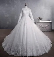Africano Dubai elegante mangas compridas Vestidos de noiva A-line Apliques de renda de pesco￧o alto Vestios de noiva com contas com bot￵es com bot￵es PLUS