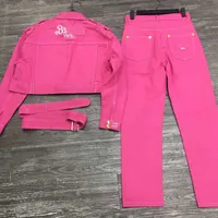 Calça de designer de traje feminino calças de designer de duas peças jeans bordados jeans jeans stracksuit women pink short top
