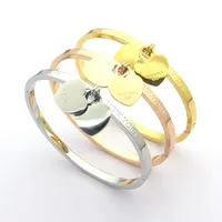 Diseñador Amor Posillas positivas de brazaletes Luxury Womens Heart Bracelet Joyería 925 Silver Woman Pulsera para hombres Cumpleaños de Navidad 002