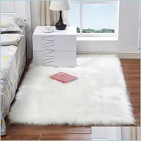 Carpets Imitation Mat de sol en laine moelleuse moelleuse chambre ￠ coucher de mouton de mouton de tapis hirsute canap￩ de chevet canap￩ en faux fourrure en fausse fourrure