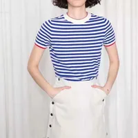 Été 2021 Chemises Designers Femme T-shirt Coat Crop Top Top imprimé à manches courtes Pull De Luxe Casual Clothing Designer de haute qualité