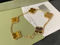 Luxury Van Clover Designer Love Bracelets Ring Mãe da Pearl Sweet Shell 18K ouro 4 Folhas Flores Braça Braça