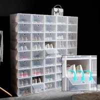 Boîte à chaussures en plastique transparent coeur / rond 7 couleurs Storage de baskets à poussière Grand organisateur Flip Boîtes à talons hauts transparents Empilable
