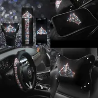 Stuurwielbedekkingen Crystal Diamond Car Crown Handremweergave Versnel de riem Schouder Hoofdsteunkussentjes Autometer Interieuraccessoires