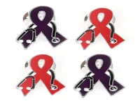 20 PCSLOT Fashion Broches de esmalte rojo y púrpura Forma de cinta con estetoscopio Concientización sobre el cáncer de mama Pins de mariposa médica para 1313122