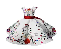 2022 White Mexian Girls Pageant Dresses Quinceanera Mini Ball Donts Satin Flower Flowered Sweet 16 Dress Teens Wedding1341119