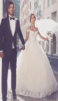 2021 Vestios De Noiva Ball Gown Princess Wedding Dresses Romantic Off Shoulders Cap Sleeves Lace Appliques Backless Bridal Gowns8481977