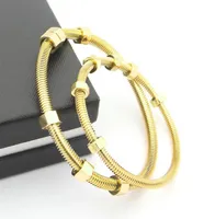 Marque de mode 2017 Le dernier bracelet 6 vis en titane en acier dames m￢les et f￩minins Fil Love Braceletbanlge pour les femmes5663870