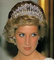 Princesa clássica Diana Mesmo Pearl Crown Crystal Tiara Bridal Jewelry Party Hair Acessório com PO de alta qualidade 4257314