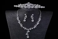 Удивительные свадебные ювелирные изделия Sparkling Three Piece Crown Sarring Sagrace Jewelry Jewelry Wedding Accessories для Ladies8387060