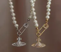 Colar de pérola de alta qualidade Designer Design Pin Saturn Pingented Pingente Ladies Diamond Colares Copper 18K Gilded Jewelry Colar 3610928