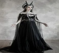 Черные свадебные платья с кружевом кружево a Line Sweep Train Vintage Gothic Wedding Dress с жемчугом накидзовым настройкой Bohemia Bridal G4612838