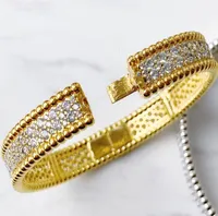 Femmes Bijoux de bracelet en cristal 18K Couleur en or chanceux étincelants trois rangées de bracelets de bracelet en diamant Valentine039 bijoux de jour gi7650230