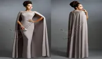Arabe Elegant Long Evening Robes avec Cape Dubai Kaftan Abaya Lace High Neck Mother of the Bride Party Dress Formel Celebrity D9875874
