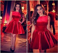 Fashion Short Prom Kleider Knie Länge billig 2015 Vestido de Festa eine Linie Batteau Ausschnitt Red Velvet Mini Homecoming Dress Party G6544929
