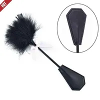Nouveau érotique bdsm Feather Tickled Whip Bondage Punish Fetish Cuir Spoyking Play Play Logger Riding Crop Cropy Pony Sex Toy280T