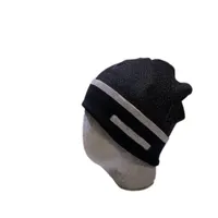Fine Beanie Hat Men Men Winter Hats Дизайнер Bonnet Fitted Cap