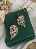 Primavera Nuevo dise￱ado Dangle Parring micro incrustes diamantes completos hojas de cristal brillantes tachuelas de la oreja pendientes de moda lujosos5975240