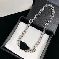 Luxurys Designer Halsketten Anhänger Halsketten für Frauen mit Ohrringen Link Chain Fashion Schmuckzubehör gut