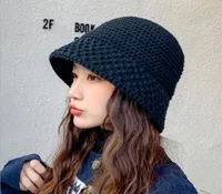 Winter Luxusdesigner Hip Hop Casual Wool Hut Mode geizige Rand Hats Herbst Atmungsfreie Outdoor warme M￼tzen Frauen Cap9249474