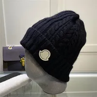 Casquets de crâne classiques Fashion tricot chapeau roman beanie cap for woman woman winter chapeaux 8 couleur haute qualité
