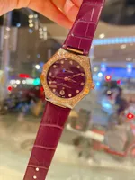 O M G Women's Watch Imported Quartz Movement Di￡metro 34 mm Este reloj es amado por las mujeres