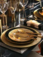 Teller Weihnachts -Luxusplatten -Set -Speise moderne Serviergerichte Sets Glas Europen Golden Talerze Obiadowe Abendessen DL60Pz