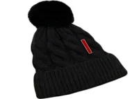 Berretti da donna fibbia lana giù per cappelli con cappelli da neve caldi berretto berretto casual primavera inverno fit8950531