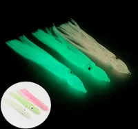 Saias de polvo luminoso Lures de 65pcslot Sea Fishing Trolling Skirted Lure Lure Rubber Jig Glow Octopus Bait 9cm10cm12cm 2011037710861