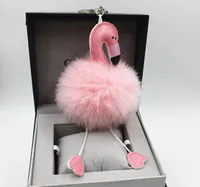 Vender llavero de pompom flamingo encantador esponjoso conejo de la pelota de pelota de piel llave de la llave del animal buj￭a de la mujer Bag Key Ring8650116