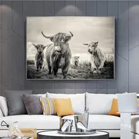 Highland Cow Cow Canvas Art Animal Carteles y estampados Pintura de ganado Arte de pared Nordic Decoración Imagen para sala de estar329y