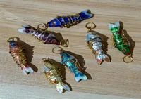 5 pezzi da 4 cm a mano artigianale ondeggi Koi Fish Charms Gioielli fai -da -te che producono fascino Cloisonne smalto fortunato Orecchini a sospensione carpa Braccialette8945780