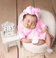 新生児の小屋の小道具バスローブラッピングヘッドスカーフプラスチックキュウリスライスセット幼児女子コスチュームアクセサリーT220