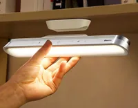 Schreibtischlampe hängende magnetische LED -Tischlampe Gebräutes stufenloser Dimmschrank helles Nachtlicht für Schrankgarderobe
