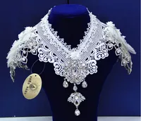 Atemberaubende billige Schulterkette hoher Nackenspitzen Applikationen Adelkristall Braut Halskette Temperament Perlen Accessoires 7856552