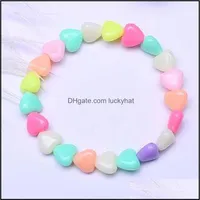 Cazibe bilezik mücevher çocuklar kızlar şeker renk kalp şekli boncuklu akrilik elastik çocuklar doğum günü partisi de dhm4z3522
