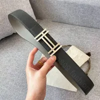 Designer Men's Belts Womans Belt Boutique gjord av importerat l￤der med h￥rdvarelb￤ltet Justerable253Z