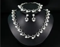 3 pièces Pearls Wedding Jewelry Silver and Gol Crystal Collarbone Chain Collier Set Bridal Bijoux Bracelets Collier E5792464