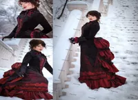 검은 색과 부르고뉴 고딕 웨딩 드레스 긴 소매 빅토리아 레이스 플로럴 워킹 의상 소동 스커트와 벨벳 재킷 신부 G1158828