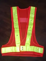 Avviso di abbigliamento per la sicurezza riflettente a LED Maglie di traffico stradale per il traffico di traffico stradale nella notte2636342