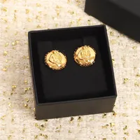 2022 Top -Qualitäts -Charm -Stollen -Ohrring Runde Form in 18 Karat Gold plattiert für Frauen Hochzeit Schmuck Geschenk HABE BOX Stempel PS7653230E