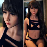 Nuevo 140cm Japón real TPE Small Silicone Sex Dolls para hombres Realista Masturbador de pecho grande Vagina Pussy Adult Amor Doll Skeleton235W