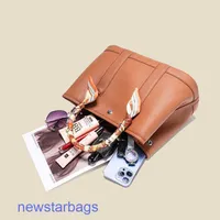 Designer Herme Party Garden Bag s Handbag online shop Girl 2022 New Portable s Tote Shopping Wedding One Shoulder Bucket DXBV